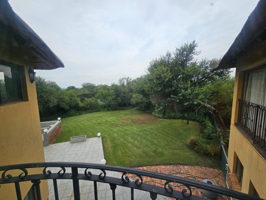 5 Bedroom Property for Sale in Boschenvaal River Front Lodges Free State